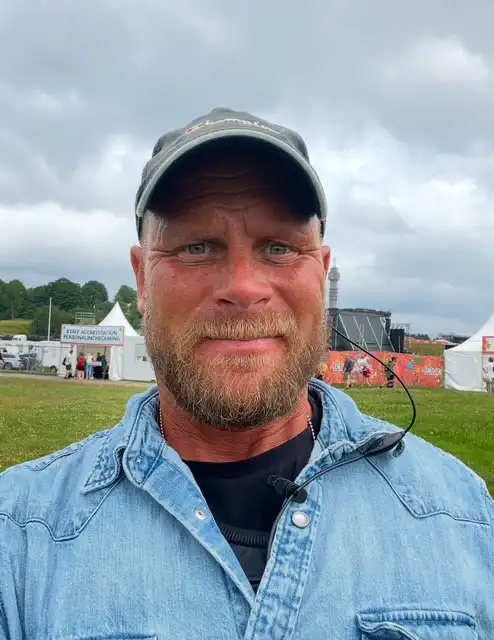 Bekämpa de kriminella gängen - Kristoffer Samsing